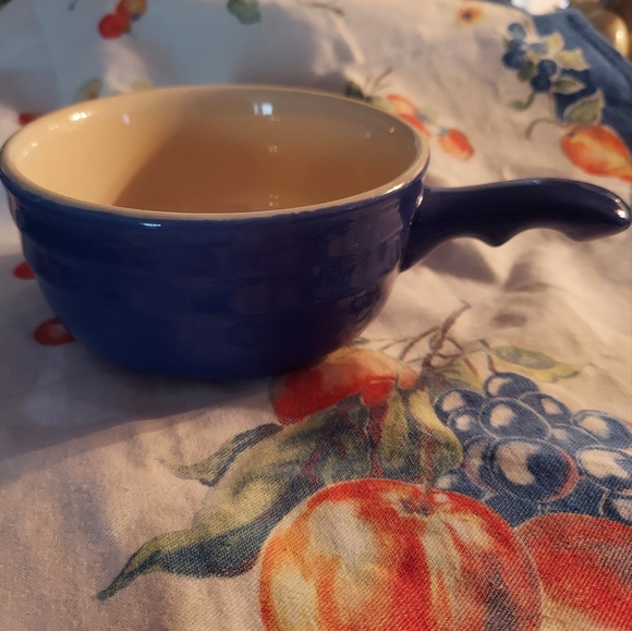 Vintage Oxford Stoneware Handled Bowl - Picture 1 of 6